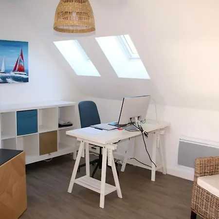 Cap A L'ouest Apartment